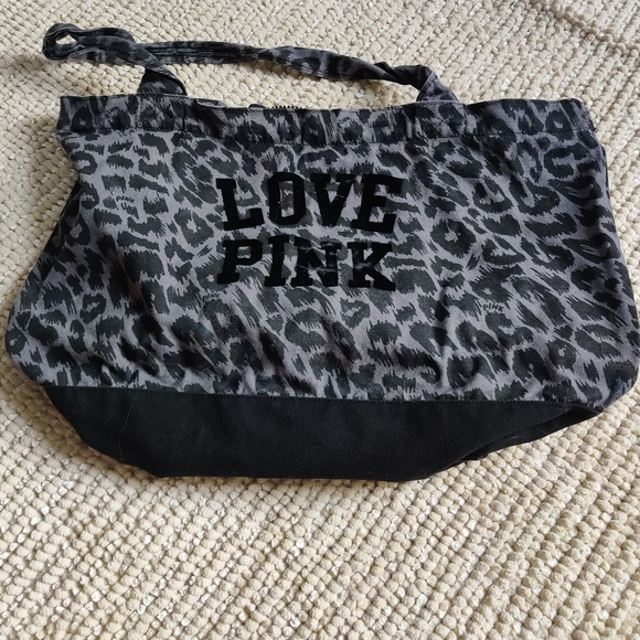 PINK overnight bag - Picture 4 of 8